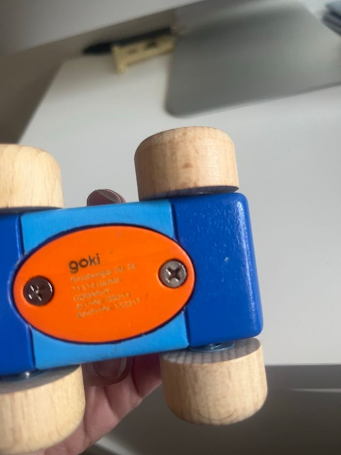 Petit véhicule en bois - photo numéro 3