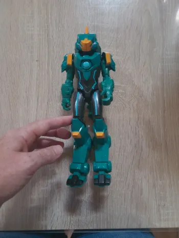 Héros dinoster vert