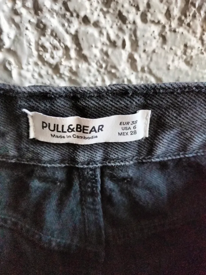 Jean noir pull and bear t 38 - photo numéro 3