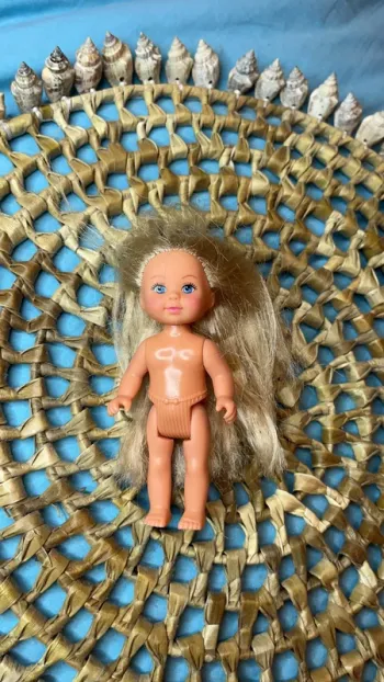 Barbie petite fille