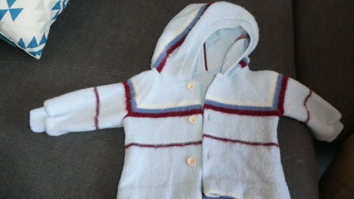 Gilet à capuche en laine – 3 mois
