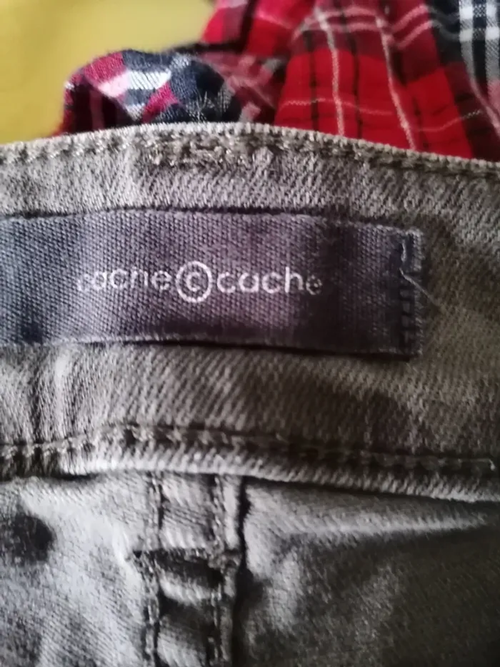 Jean troué motif camouflage cache cache 36 - photo numéro 3