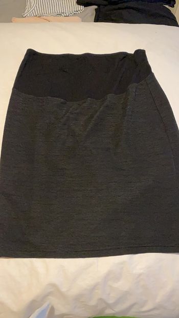 Jupe noire de grossesse neuve