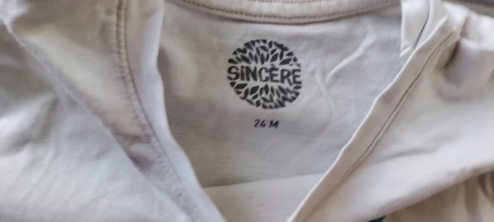 Tee shirt Sincere 2 ans 1€ - photo numéro 2