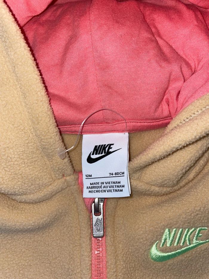 Combinaison Nike 12 mois - photo numéro 5