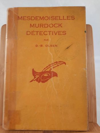 D.B. Olsen, mesdemoiselles Murdock Détectives, C3