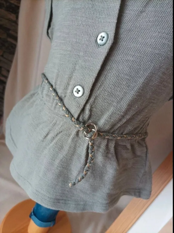 Superbe tunique kaki neuve Tape à l'œil fille 3 mois - photo numéro 3