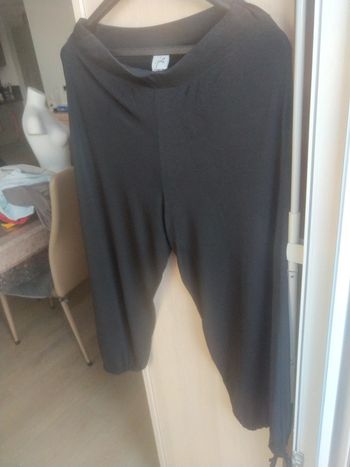 Pantacourt jacqueline Riu taille 42 taille élastique