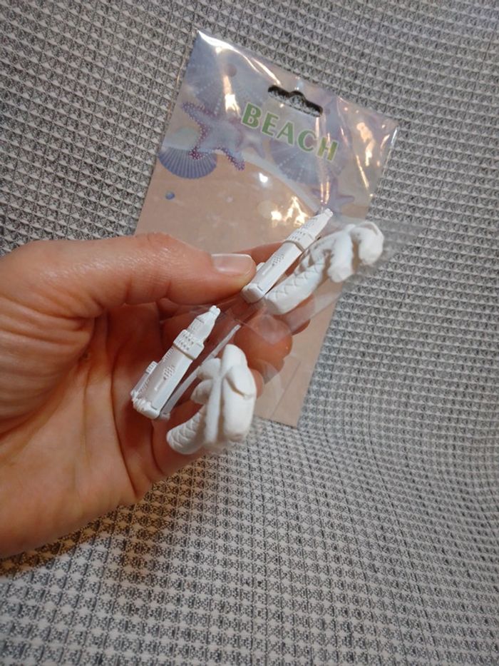 Lot de 4 figurines en résine blanche (2) - photo numéro 5