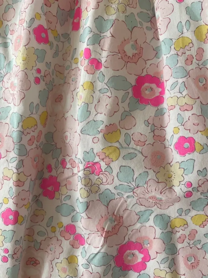 🌸 Robe enfant Liberty Betsy Gerbera – Taille 4 ans, ajustable jusqu’à 6 ans 🌸 - photo numéro 5
