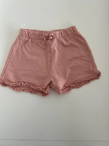 Short taille élastique C&A taille 98cm 24-36M