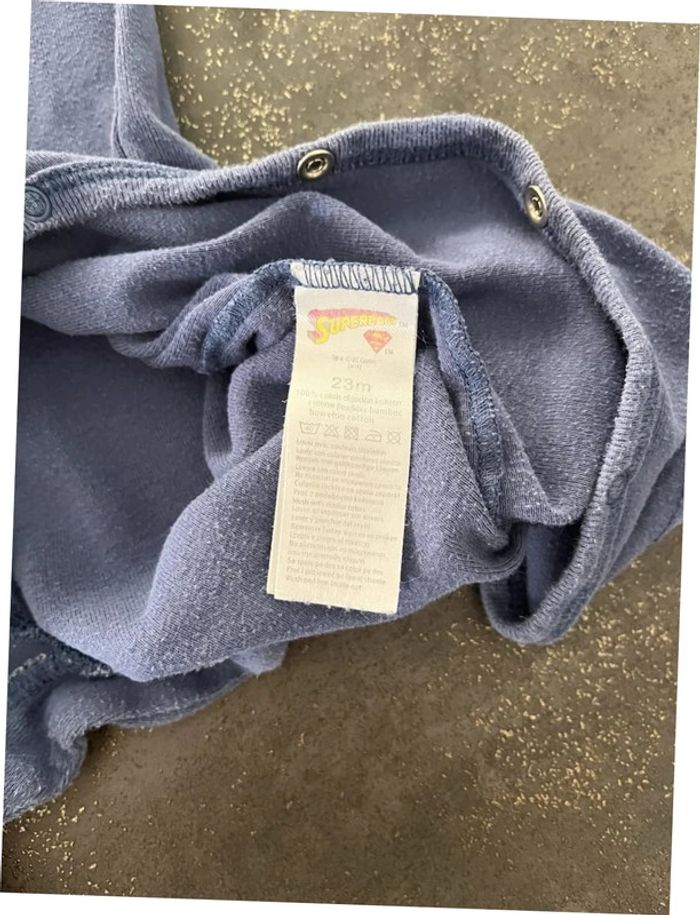 Lot de 2 pyjamas Superman taille 23 mois - photo numéro 8