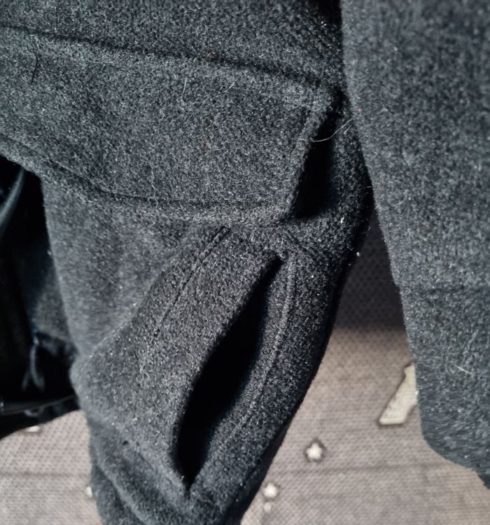 Manteau noir zippée avec boutons à capuche 3ans - photo numéro 3