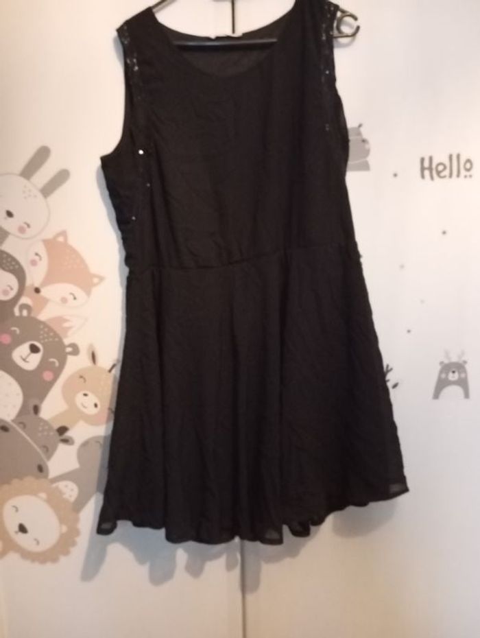 Robe noire