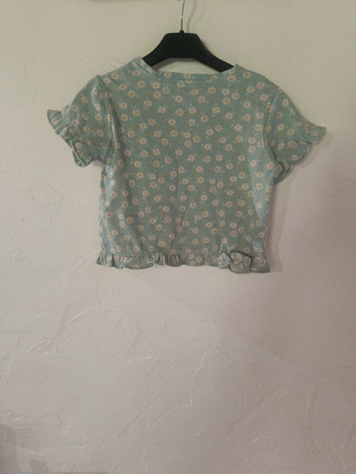 Ensemble pantalon tee shirt bleu/vert 5 ans en bon état - photo numéro 5
