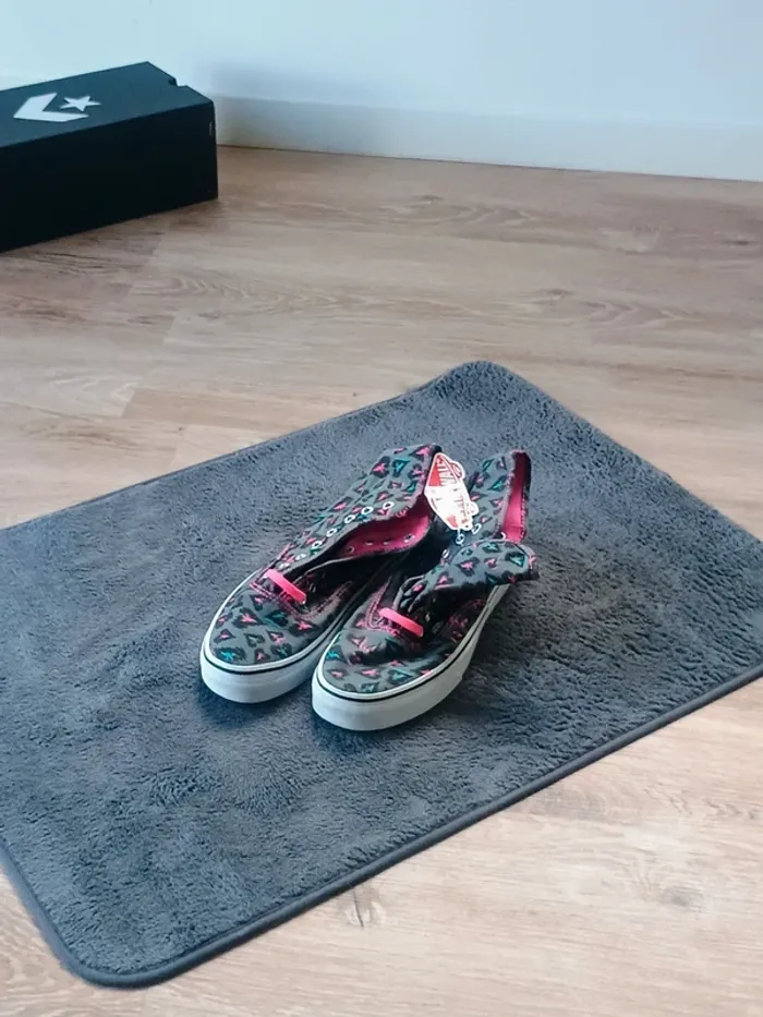 Vans montante femme T38.5 - photo numéro 2