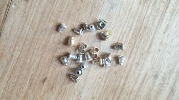 Accessoire bijoux fantaisies lot 22 attaches de boucles d'oreilles