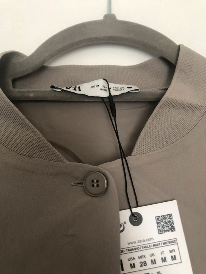 Superbe beau blouson aviateur court fluide Zara neuf avec étiquette taille M - photo numéro 3