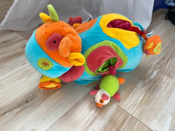 Vache doudou d'activités Bawi