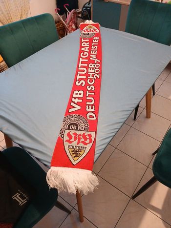 Écharpe foot VFB Stuttgart Allemagne germany deutschland