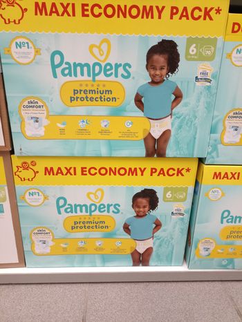 2 cartons de couches Pampers premium protection T6 taille 6