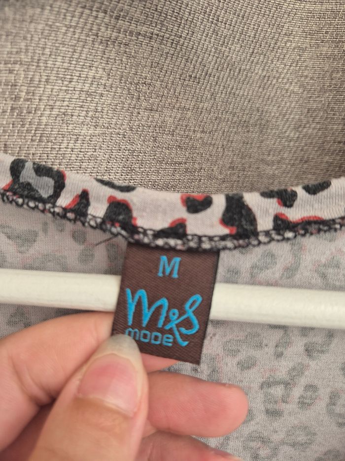 Haut manches longues Imprimé Léopard taille M M&S Mode - photo numéro 2