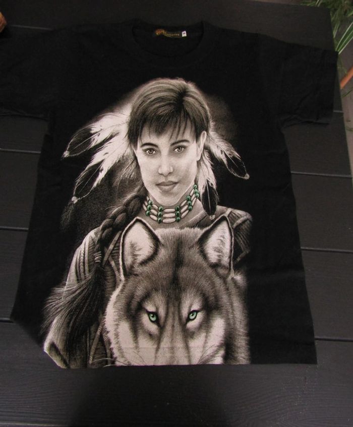 lot de 4 t-shirts imprimés rock taille S/M = 36/38 - photo numéro 7
