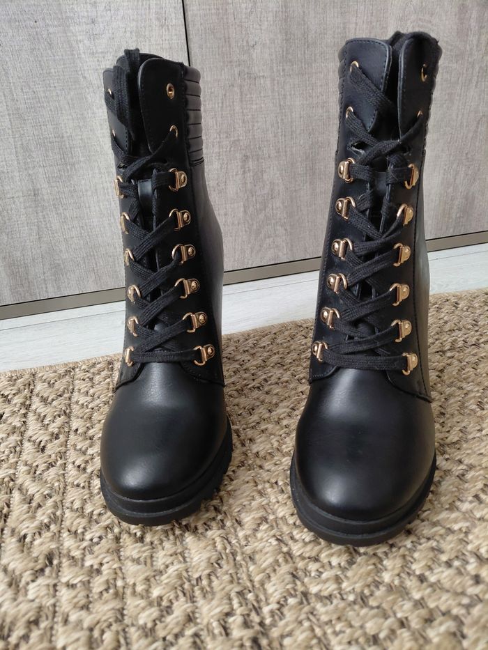 Bottes à talons - photo numéro 2