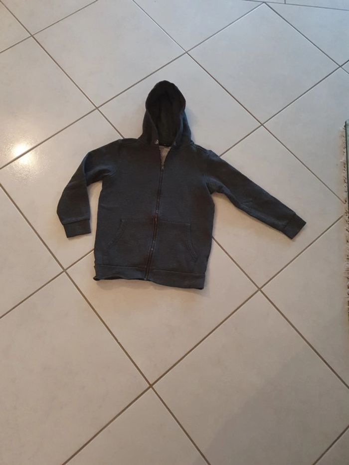 Veste zippée à capuche garçon kiabi 10 ans HIV