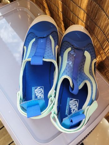 sandales vans t38  (20e)