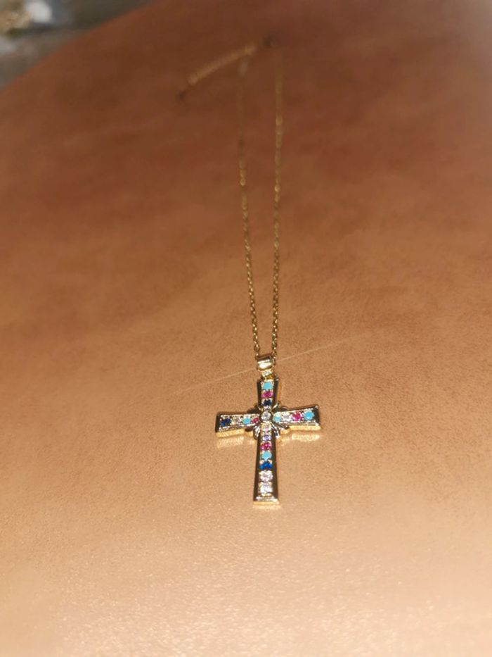 Collier et pendentif spirituel croix chrétienne