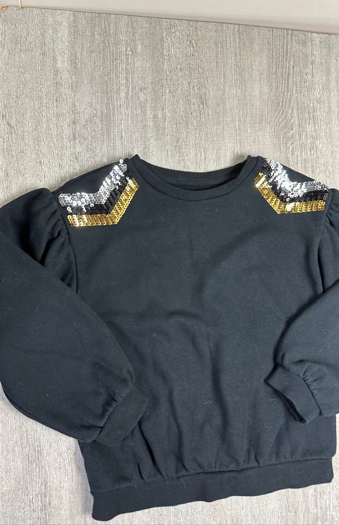 Pull à sequin taille 8 ans - photo numéro 4
