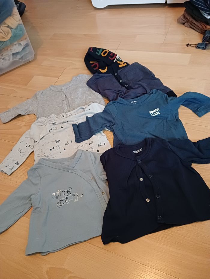 Lot t-shirt manches longues - 3 mois - photo numéro 2