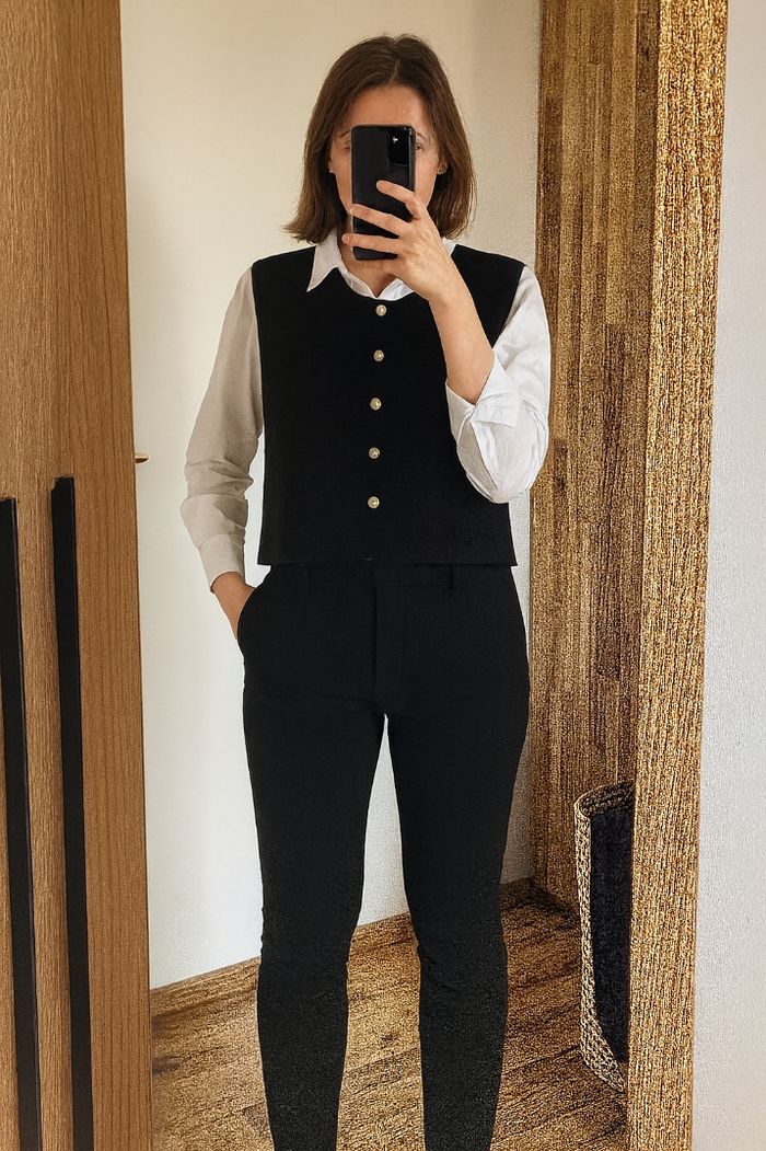 Petit gilet manches courtes - photo numéro 2