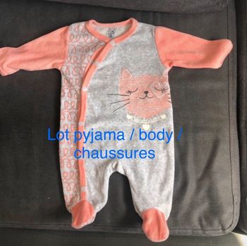 Lot pyjama + body