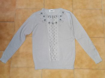 Pull relief strass
