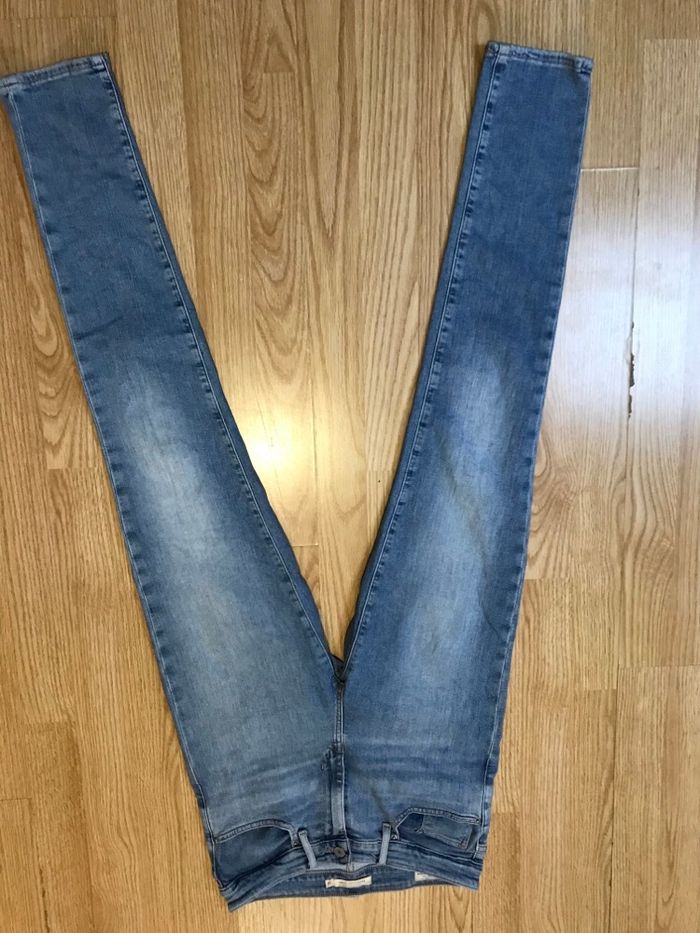 Jean Levis 721 high rise skinny W28 L32 - photo numéro 2