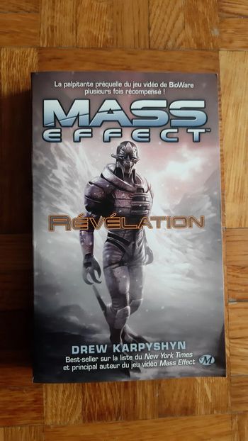 livre mass effect Révélation