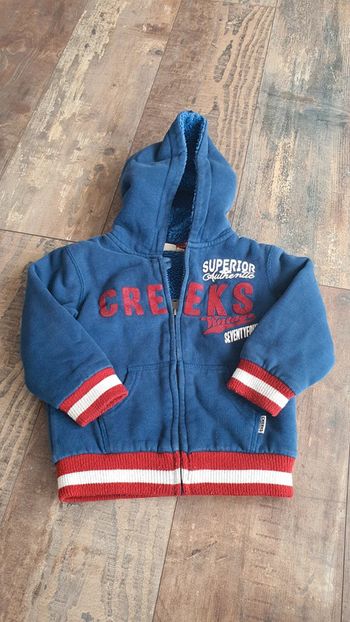 Gilet creeks 24 mois en très bon état