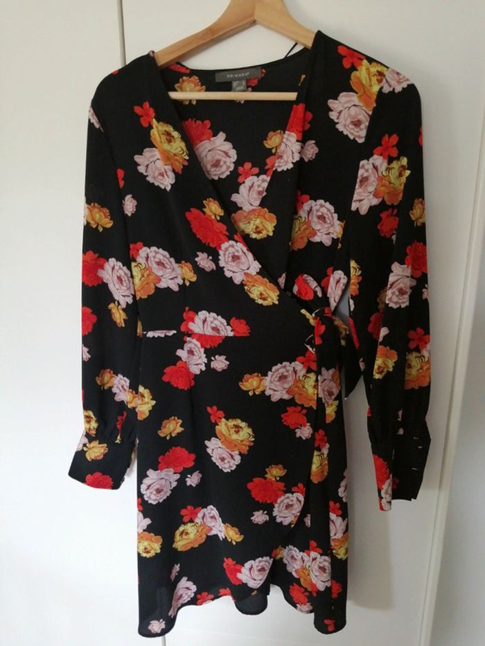 Robe cache coeur fleurie - photo numéro 2