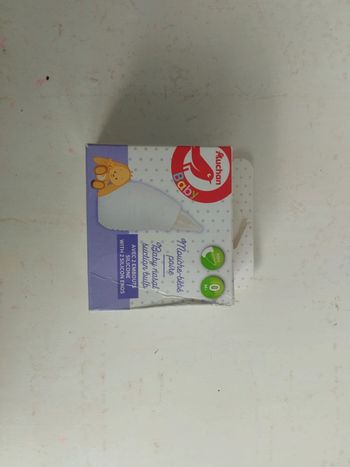 mouche bébé poire