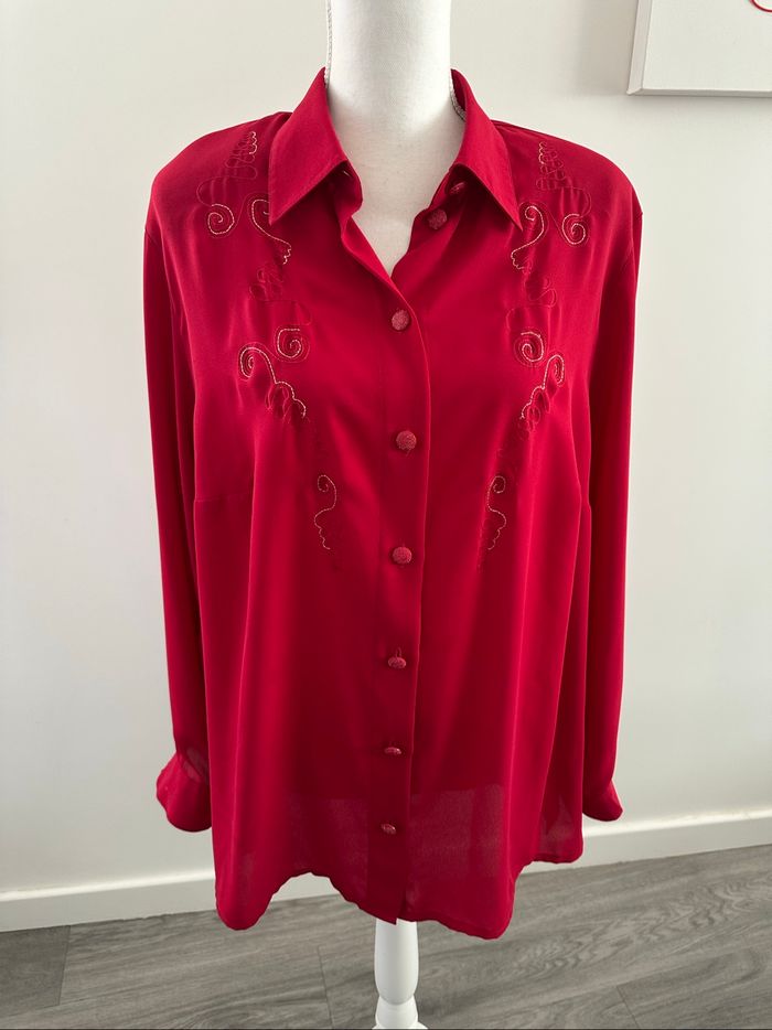 Chemisier brodé rouge framboise et doré Vintage T50 5XL - photo numéro 2