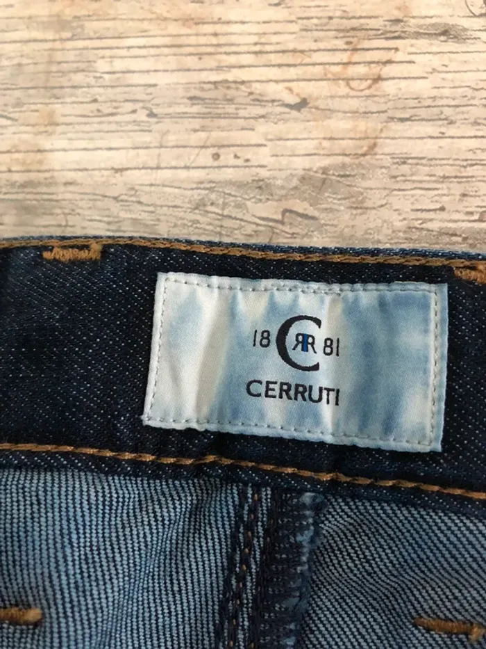 Jeans brut Cerruti 1881 - photo numéro 7