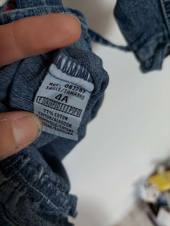 Veste en jean 4ans (jumelles) - photo numéro 4