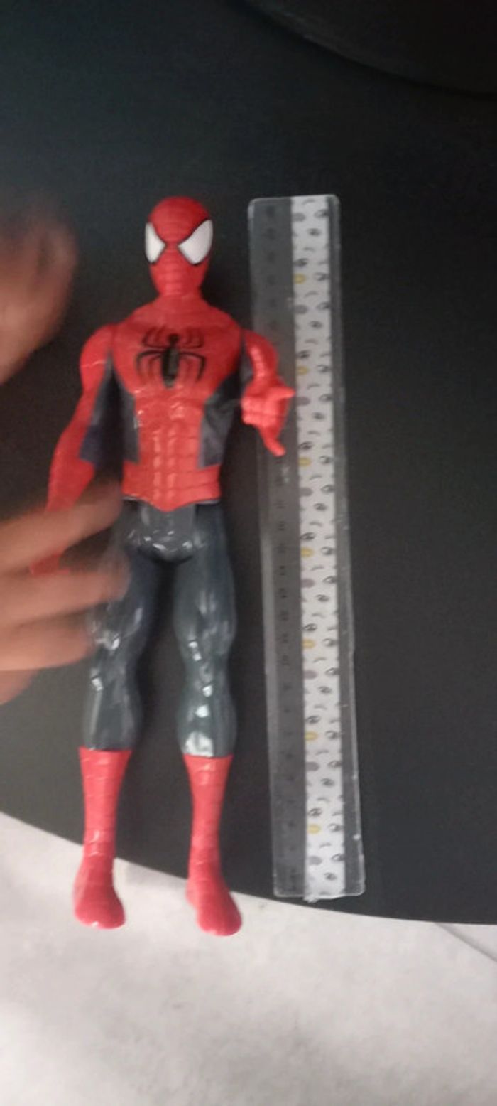 Spiderman articulé 30 cm - photo numéro 3
