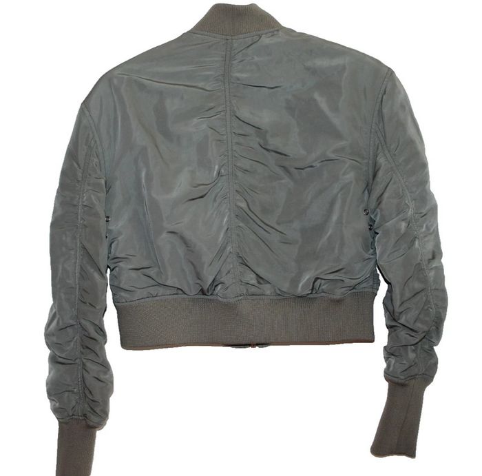 blouson bombers court couleur kaki marque zara taille indiquée Xs = 34/36 - photo numéro 5
