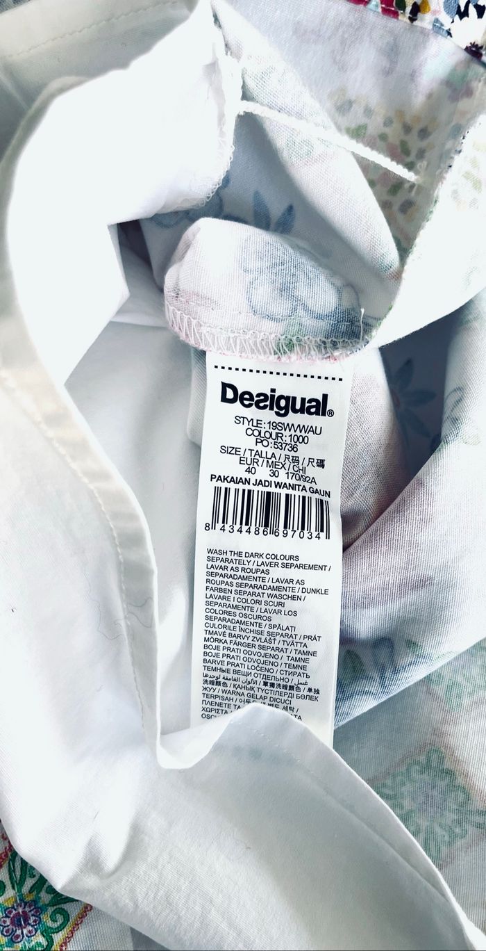 Robe neuve « Desigual » T40 - photo numéro 5