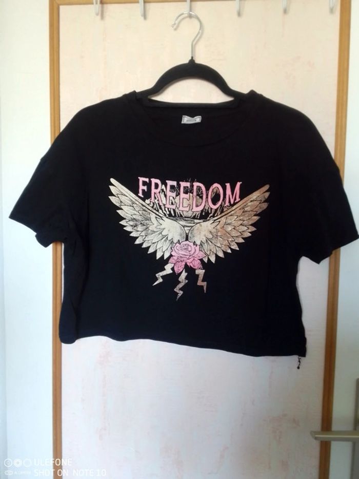 Haut/t shirt court taille M