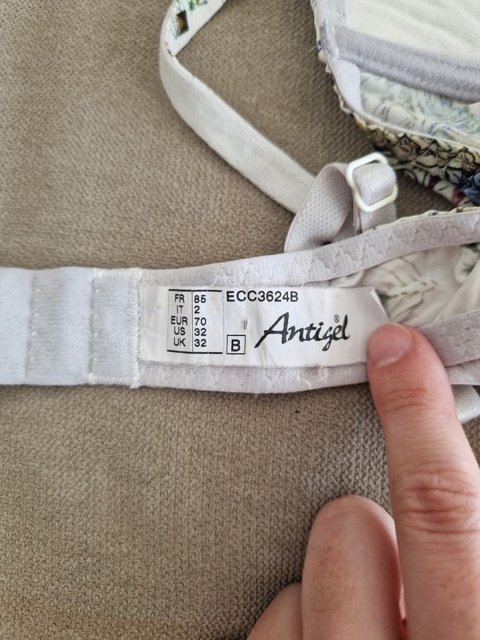 Soutien gorge blanc à motifs colorés Antigel - photo numéro 9