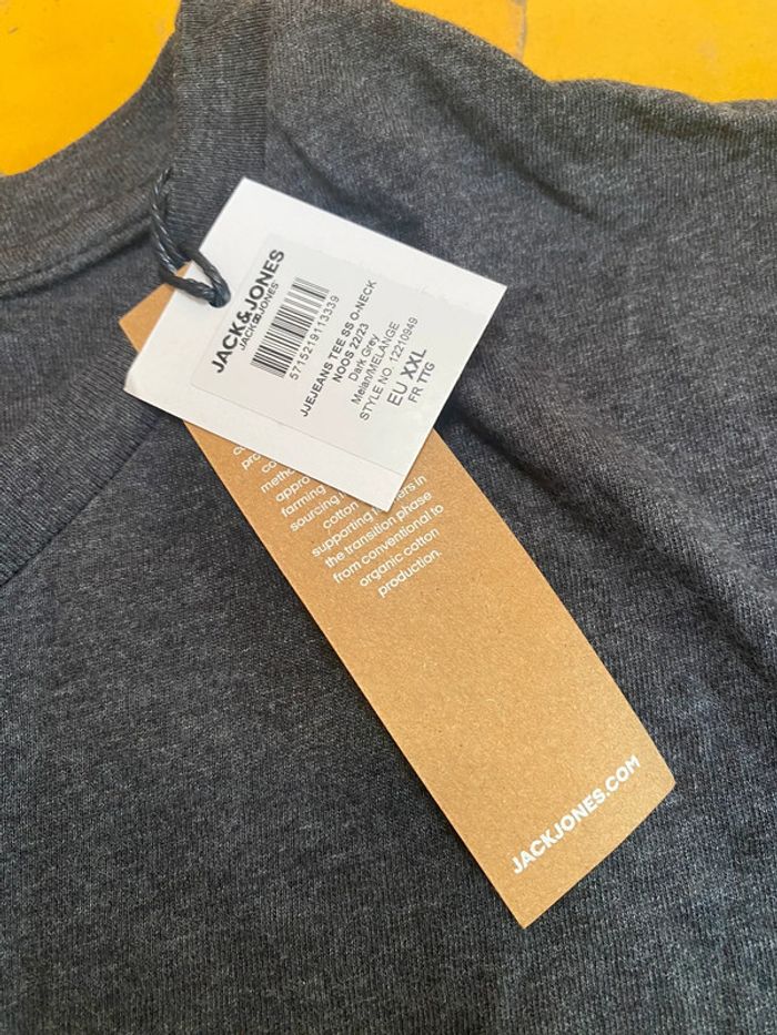 T-shirt - photo numéro 3